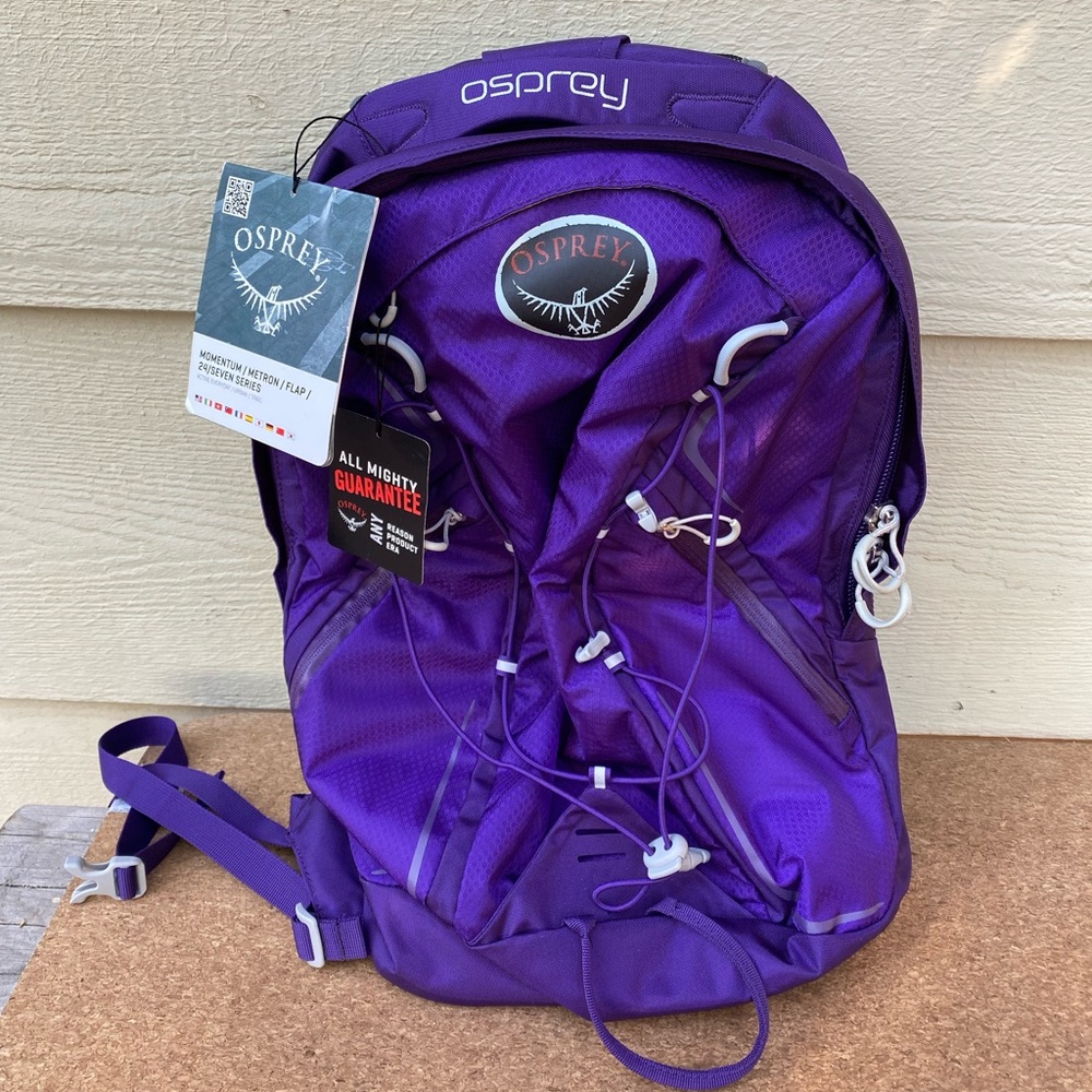 osprey hiking backpack 15L